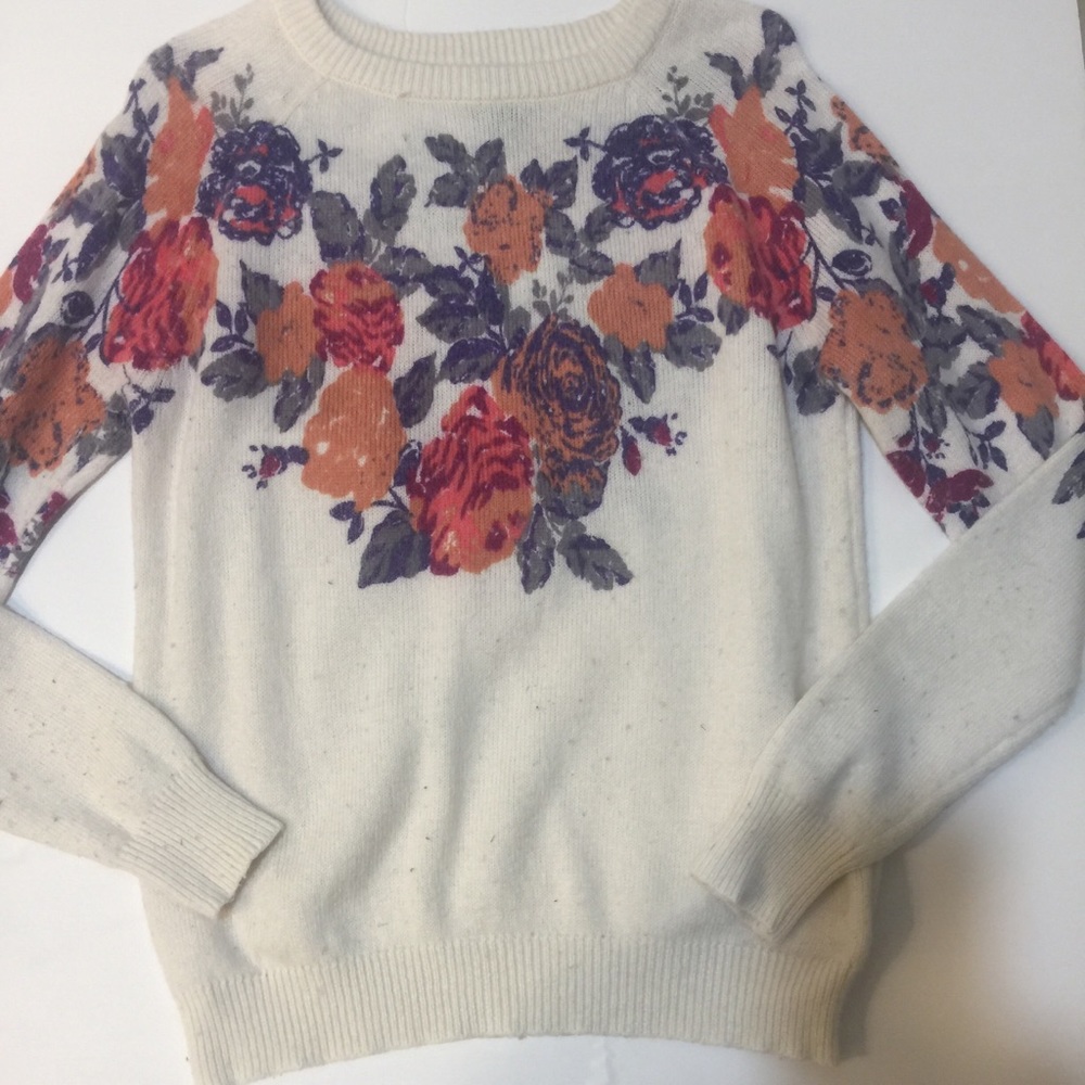 Forever 21 Women’s White Pullover Sweater Large